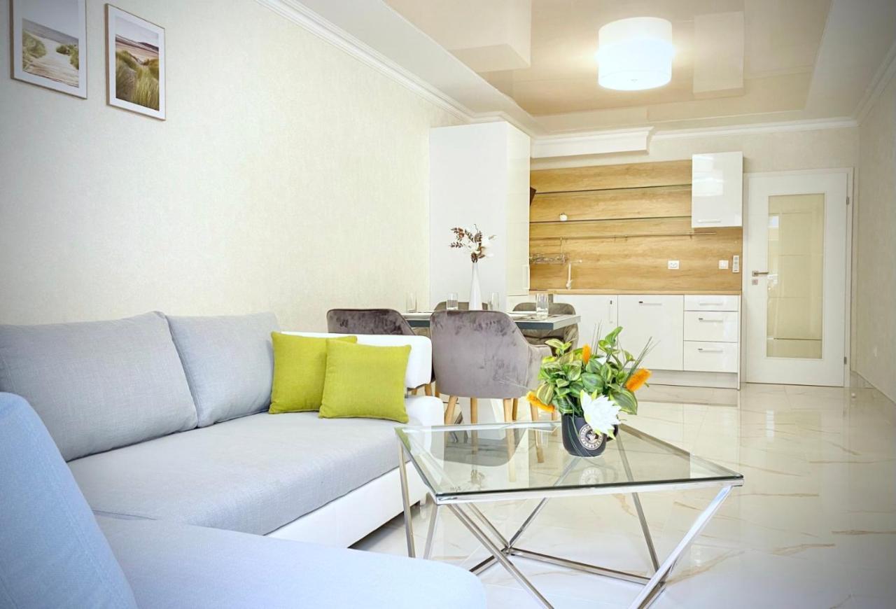 Sea View Apartment With Free Parking Pomorie Exterior foto